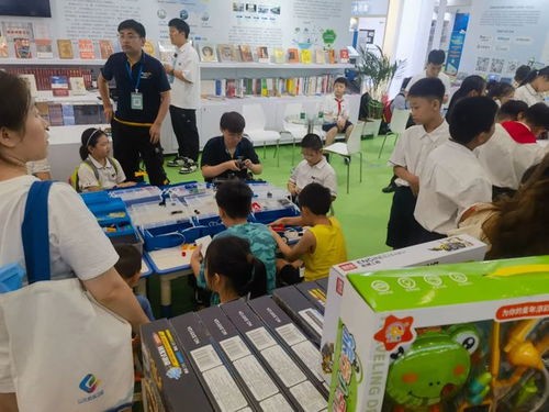科教盛宴，書香濟(jì)南——盛通教育集團(tuán)攜多款科技教育產(chǎn)品亮相第32屆書博會(huì)